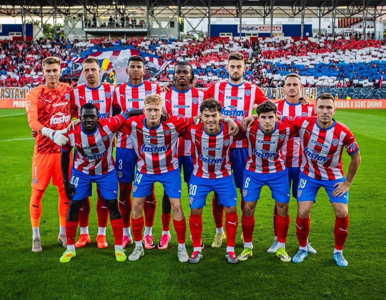 Ať žije fotbal a Zbrojovka!